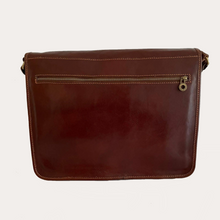 Load image into Gallery viewer, Brown Vegetable Tanned Leather Messenger Bag
