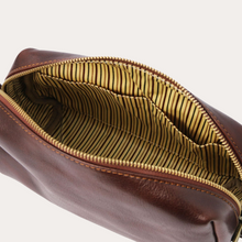 Load image into Gallery viewer, Tuscany Leather Brown Leather Washbag
